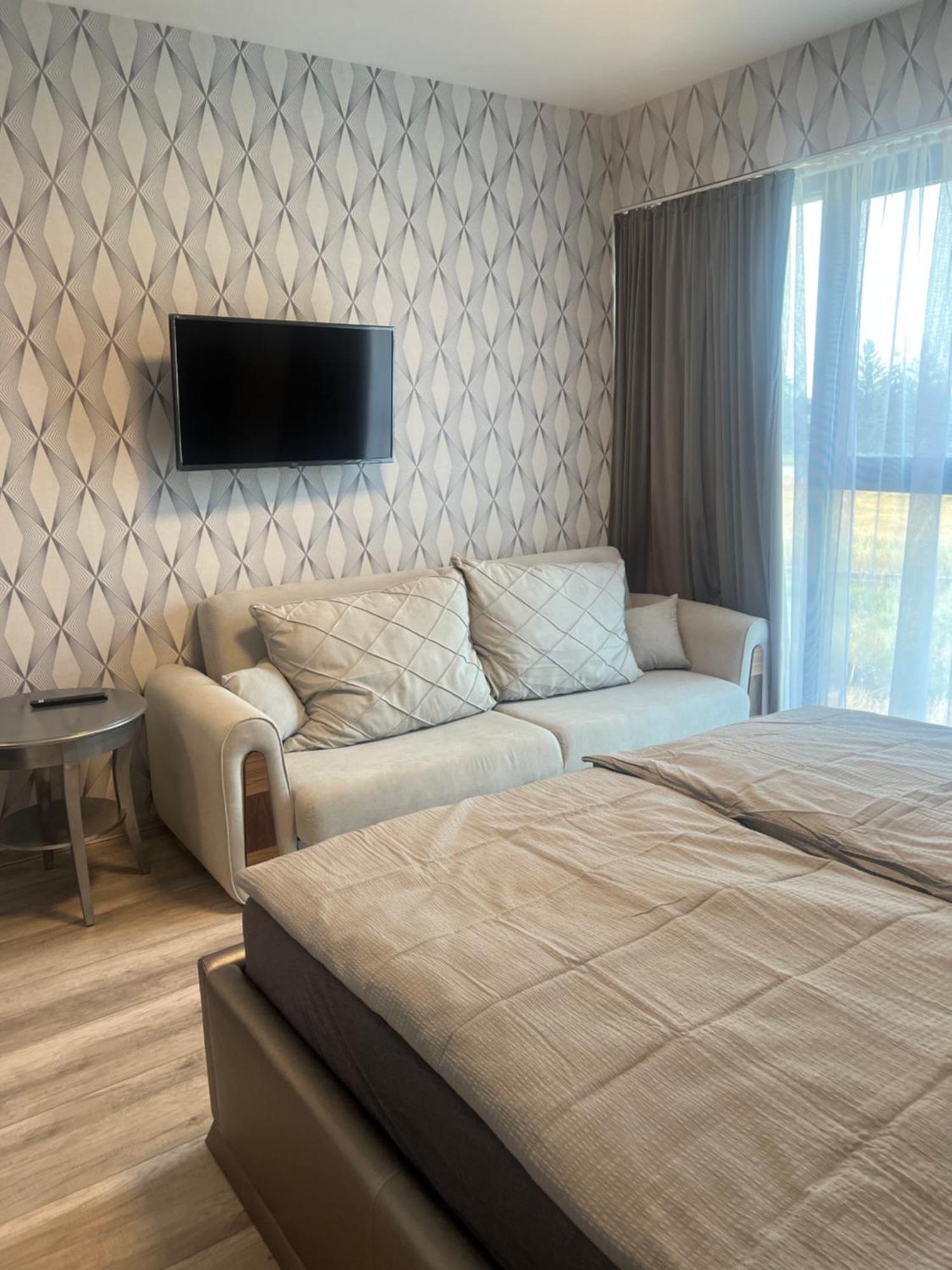Black Hut Pension&Restaurant *** Ξενοδοχείο Dunajská Streda Εξωτερικό φωτογραφία